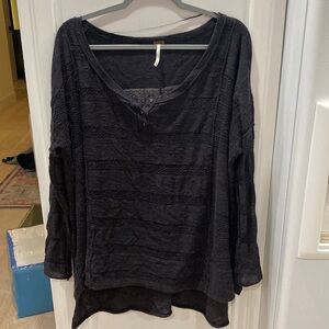 Free People Black over sized long sleeve knit size small  urban outfitters